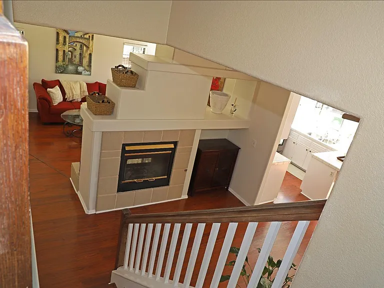 4946 Felicia Way — Photo 11