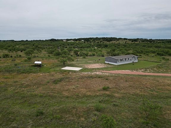 3rd image of 2315 County Road 472