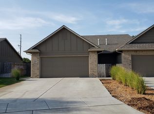 3330 E Sunflower Dr, Derby, KS 67037