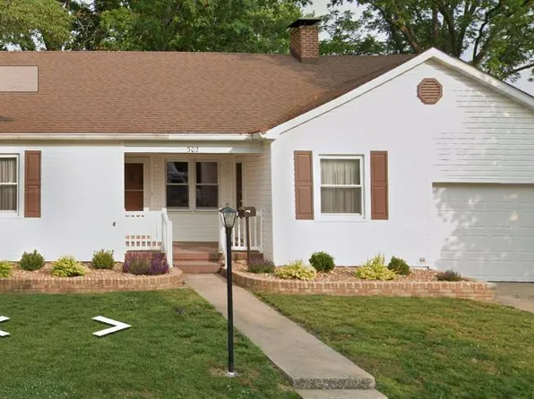 302 S East St, New Athens, IL 62264