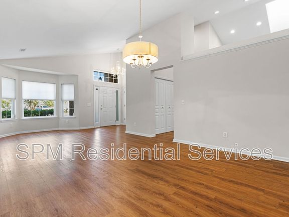 4th image of 4915 Trellis Ct