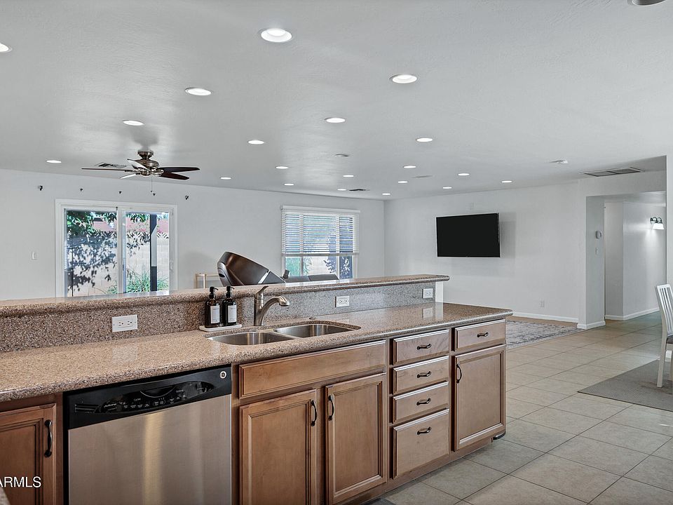 1st image of 13657 N 21ST Avenue