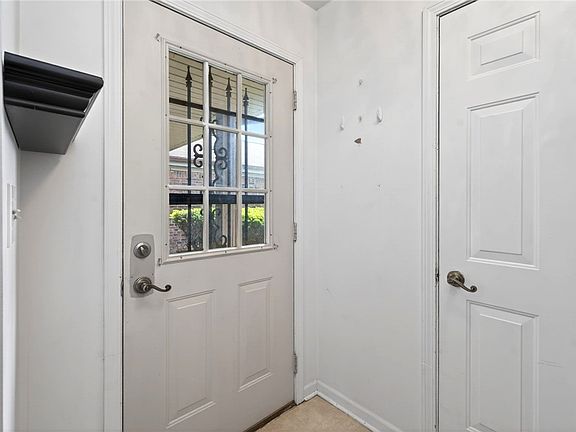 5th image of 3160 Cymar Dr