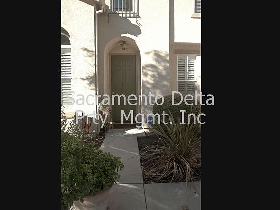 3rd image of 1806 Irongate Way