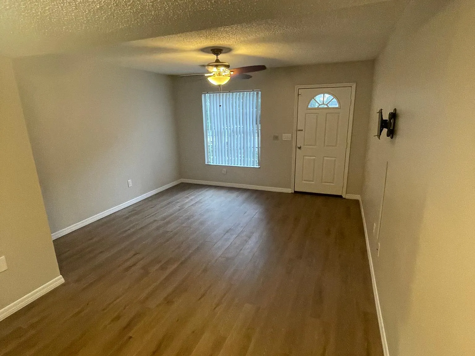 3308 Fox Hunt Dr — Photo 2