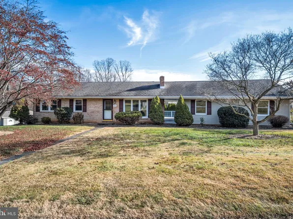 570 Ridge Rd, Lewisberry, PA 17339