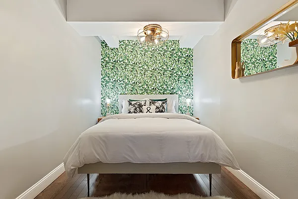 Sold by Compass | media 5