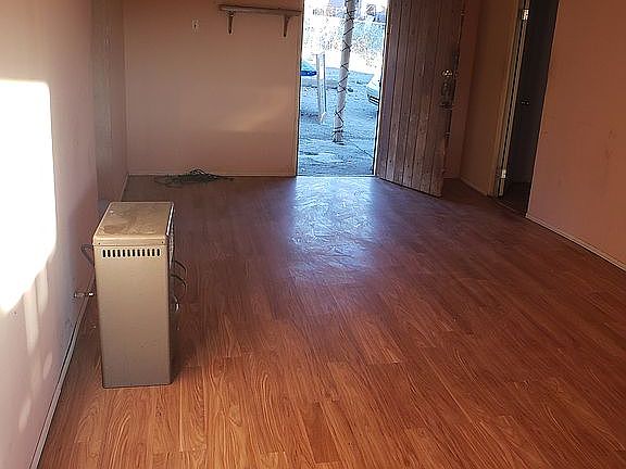 5th image of 370 N Kellner Ave