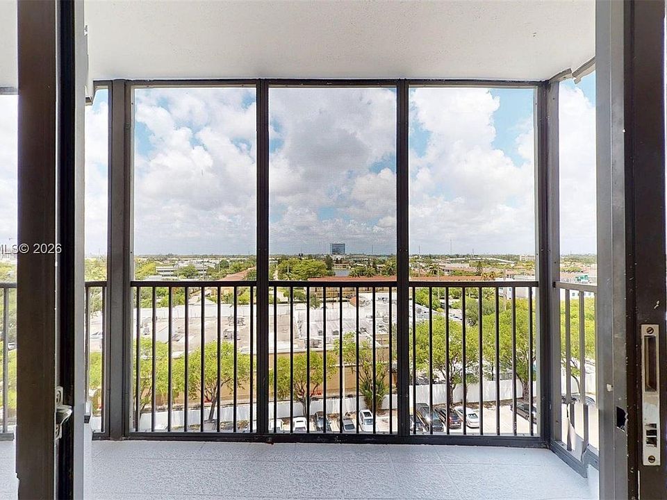 1st image of 20100 W Country Club Dr APT 801