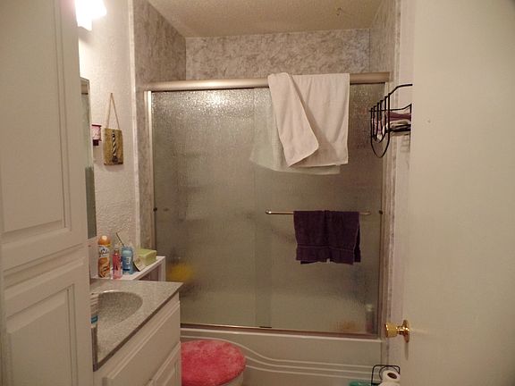 5th image of 2604 Wooddale Ave