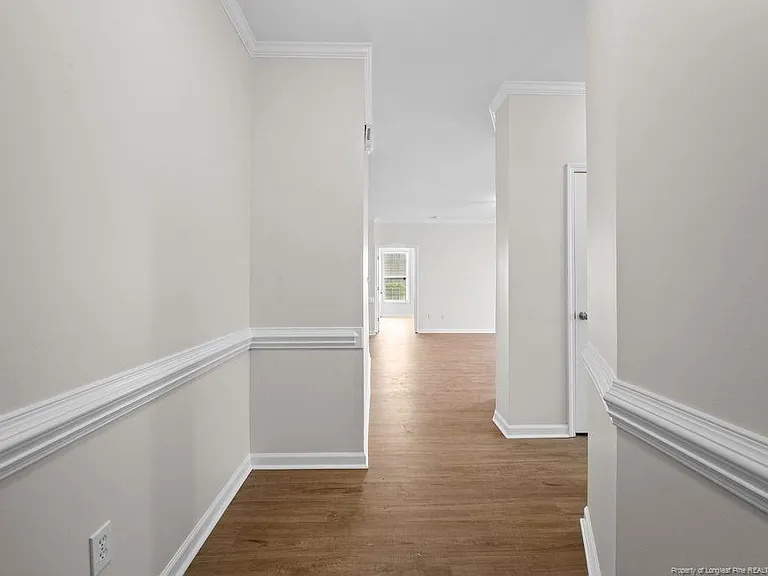 1329 Kershaw Loop #138 — Photo 2