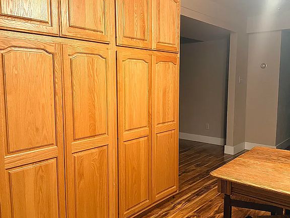 2nd image of 1608 Alger Ave #B
