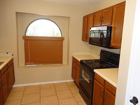 4th image of 18366 N 87th Ln