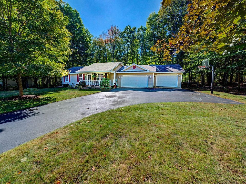1st image of 19195 Beechridge Dr