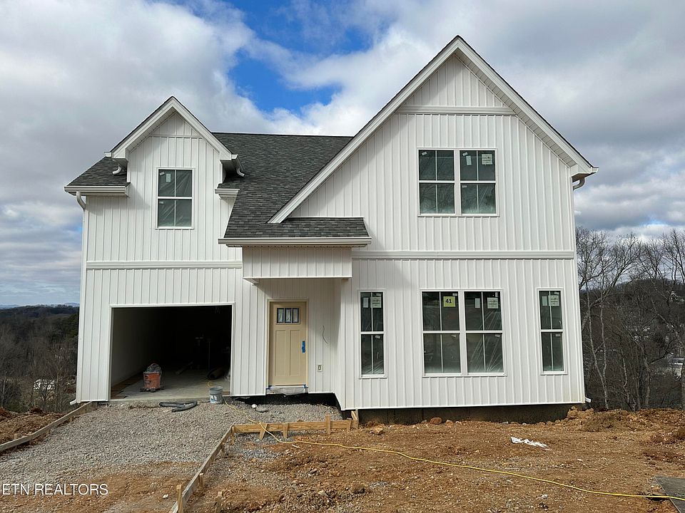 1st image of 3435 Majestic Hills Way