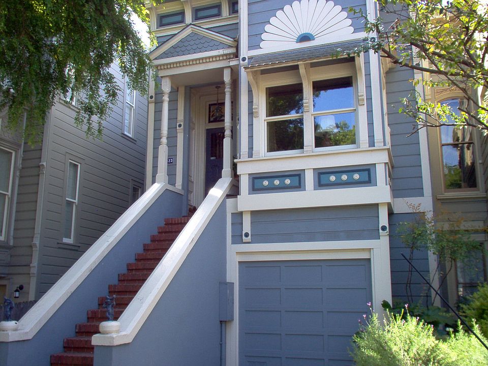 1st image of 2823 Pine St