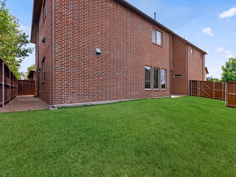 5413 Harbour Rd — Photo 41