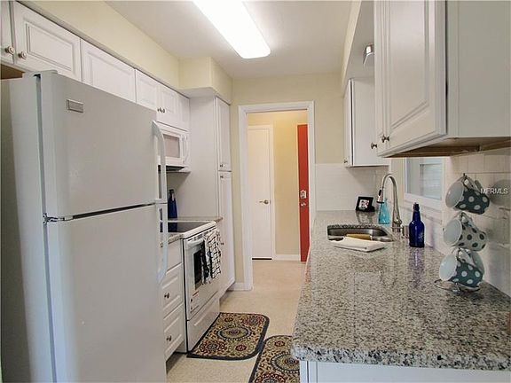 2nd image of 1811 Bellemeade Dr