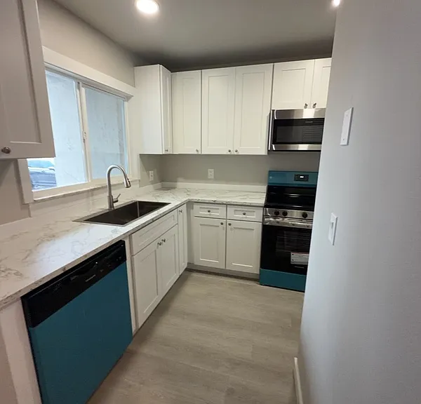 133 Jones Ln #B — Photo 7