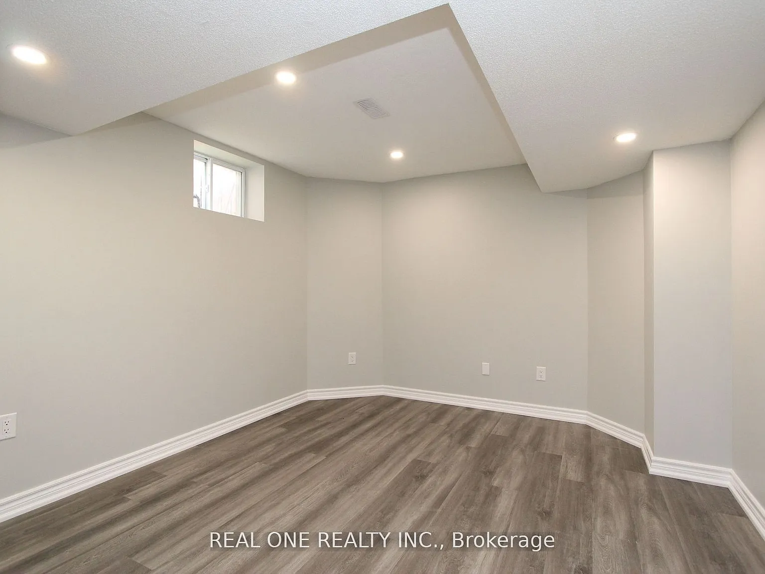 2 bed, $1,700 — Photo 4