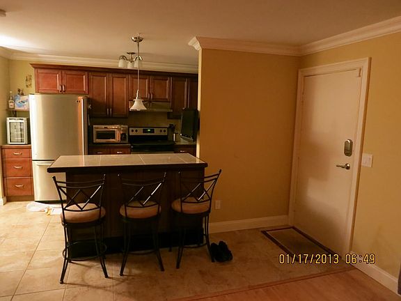 3rd image of 206 Fox Run Ln Floor 1