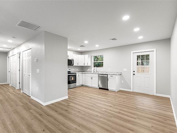 4th image of 11060 NE 145TH LANE