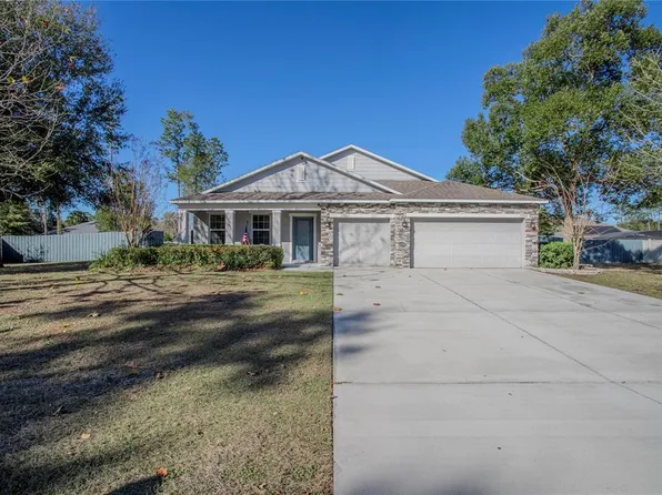 23543 Stream Ave, Sorrento, FL 32776