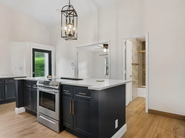 4335 Palm Forest Dr N, Delray Beach, FL 33445