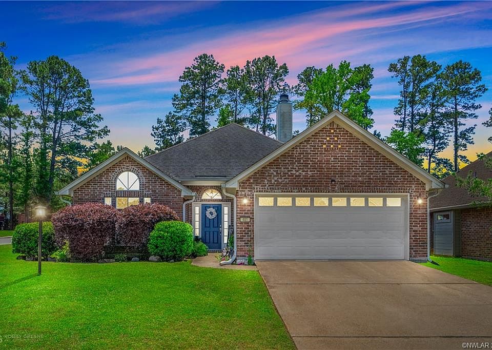 1st image of 401 Silver Oaks Cir