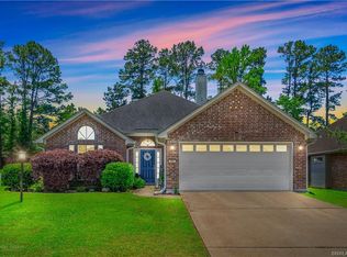 401 Silver Oaks Cir, Haughton, LA 71037