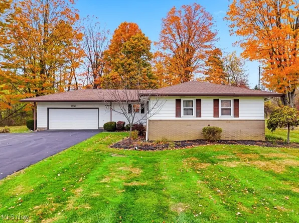383 Janes Ln, Macedonia, OH 44056