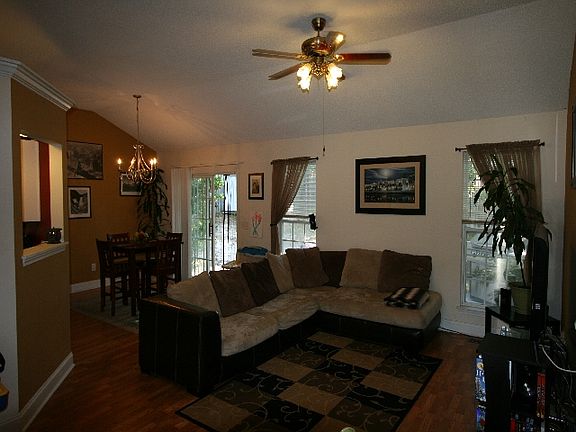 2nd image of 1128 Cambridge Oaks Dr