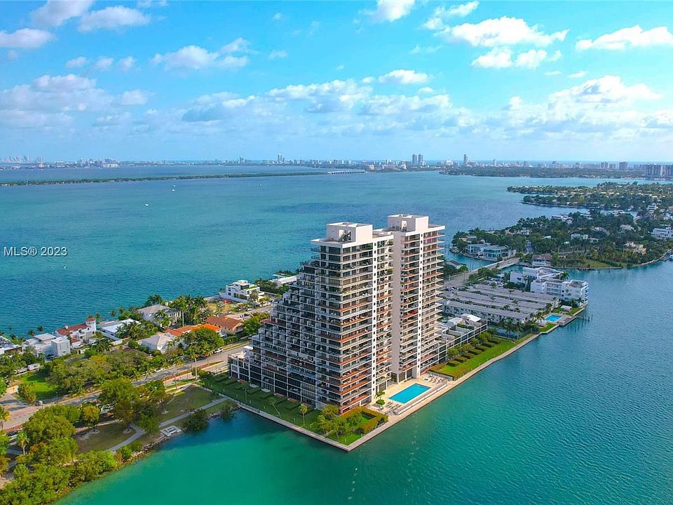 1st image of 1000 Venetian Way APT 1403