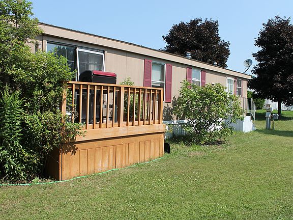 3rd image of 6116 Hickory Trl
