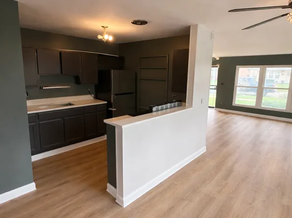 5108 E 13th Pl, Gary, IN 46403