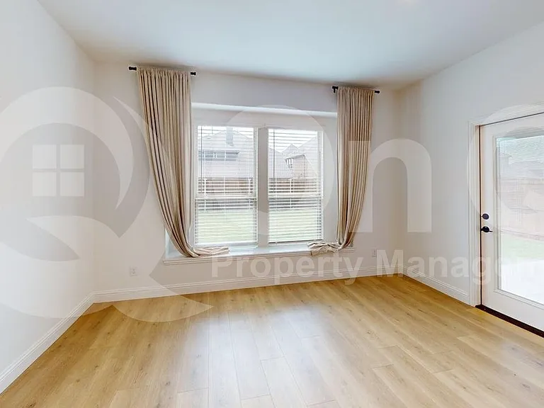 3404 Running Stream Way — Photo 9