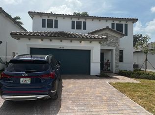 24300 SW 119th Pl, Homestead, FL 33032