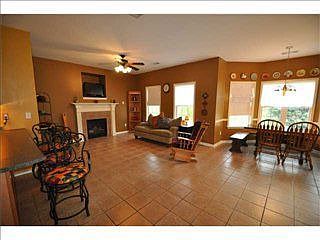 4th image of 9394 Laurel Hill Dr