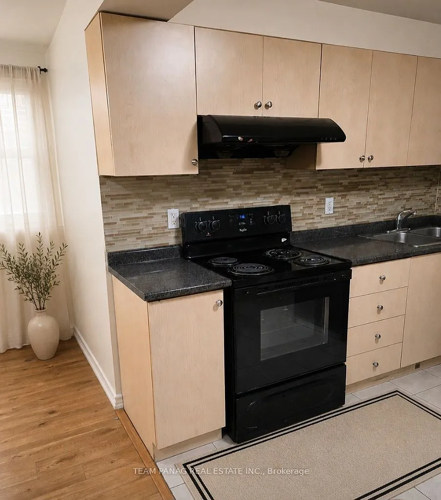 2 bed, $1,650 — Photo 4
