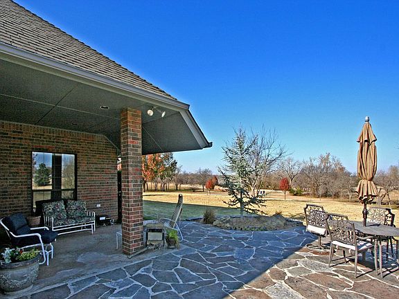 2nd image of 14400 Woodbriar Dr