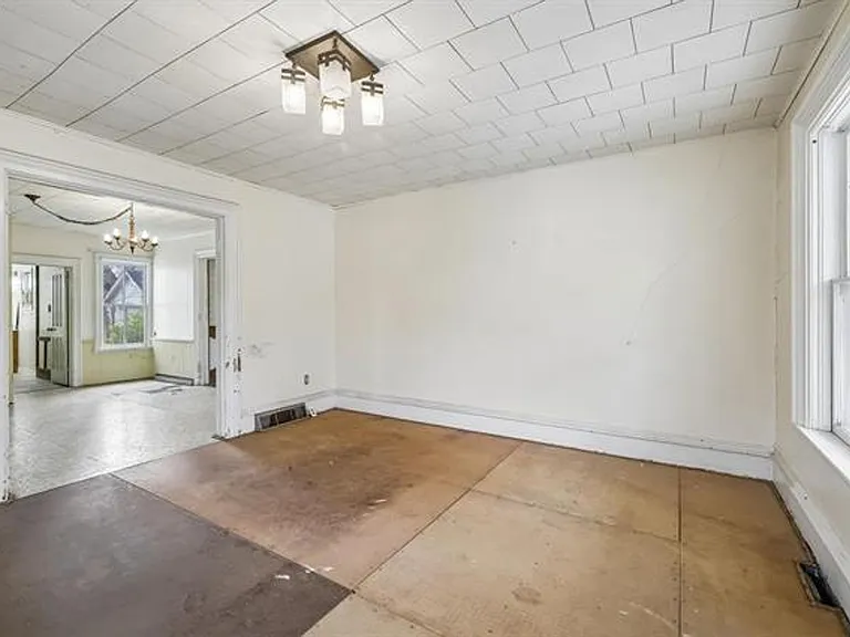 875 Water St — Photo 11