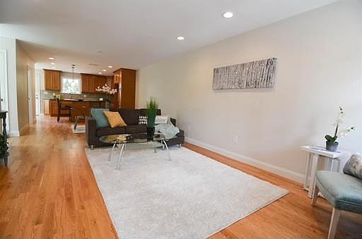 5th image of 134 Jerome St #2