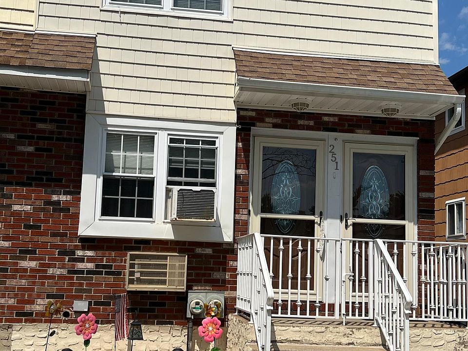 1st image of 251 Corona Ave Floor 2
