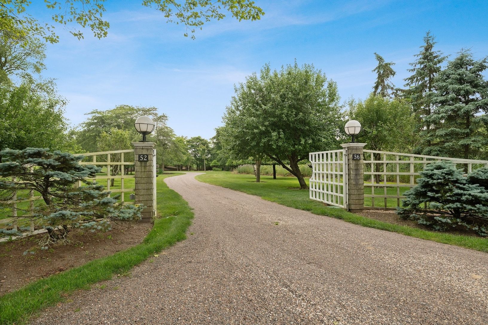  Driveway Entrance to 52 & 56 Tuthill Point Road