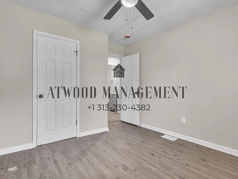 14722 Quincy St — Photo 11