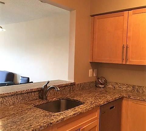 5th image of 10101 Grosvenor Pl APT 1110