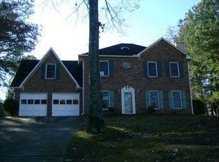 1582 Berkshire Farm Dr, Snellville, GA 30078