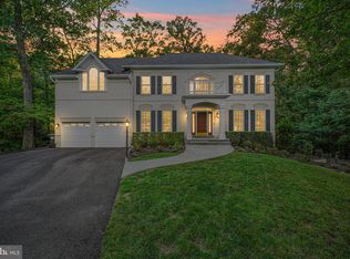 12118 Walnut Branch Rd, Reston, VA 20194
