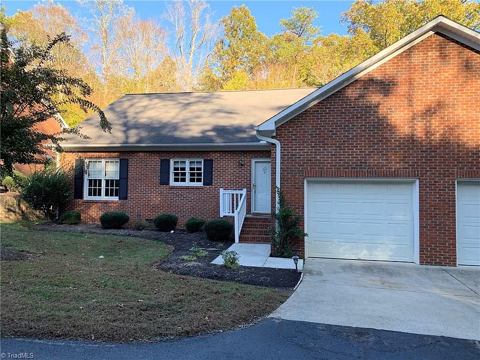 1st image of 314A Oleander Dr