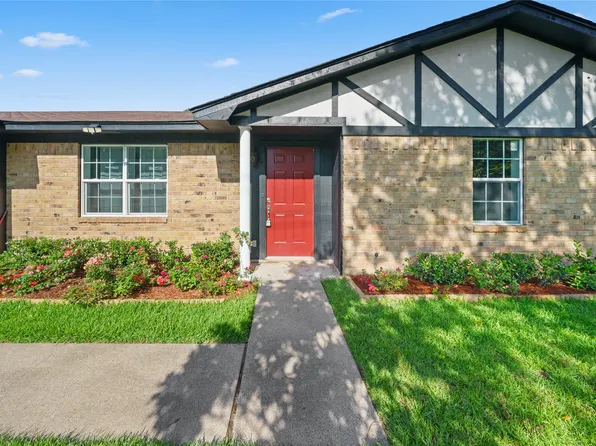 309 Gray St, Henderson, TX 75652